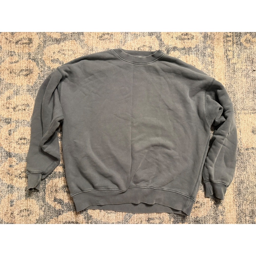 Elwood Classic Core Crewneck Size Medium Excellent Condition